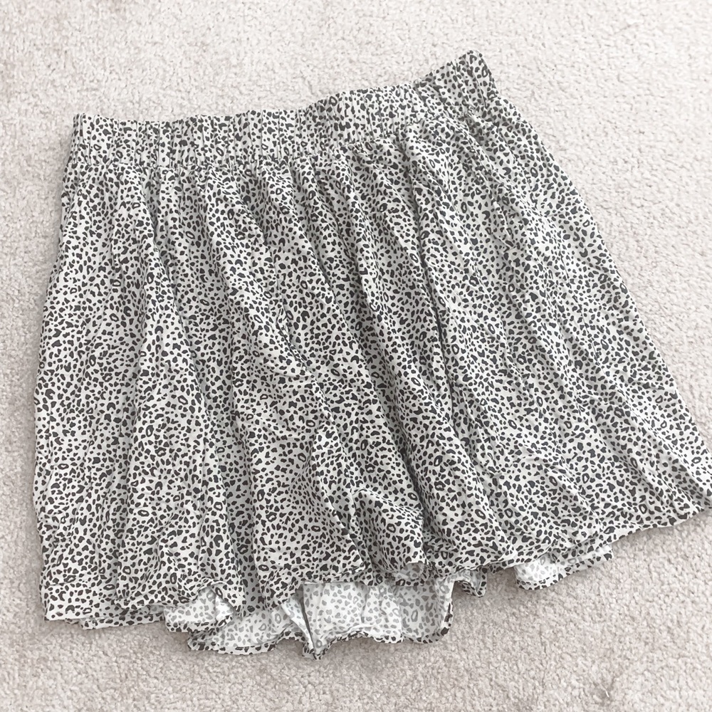 Torrid leopard print mini skirt